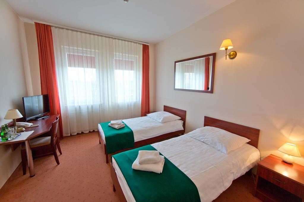 Hotel Kameralny Kielce Rum bild