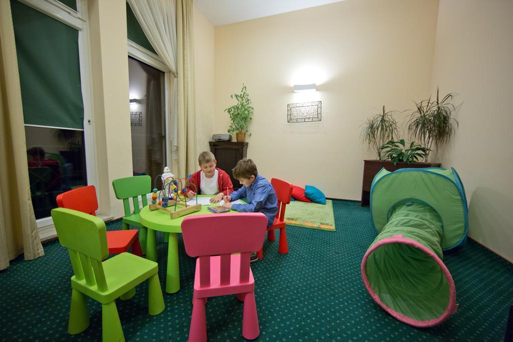 Hotel Kameralny Kielce Exteriör bild